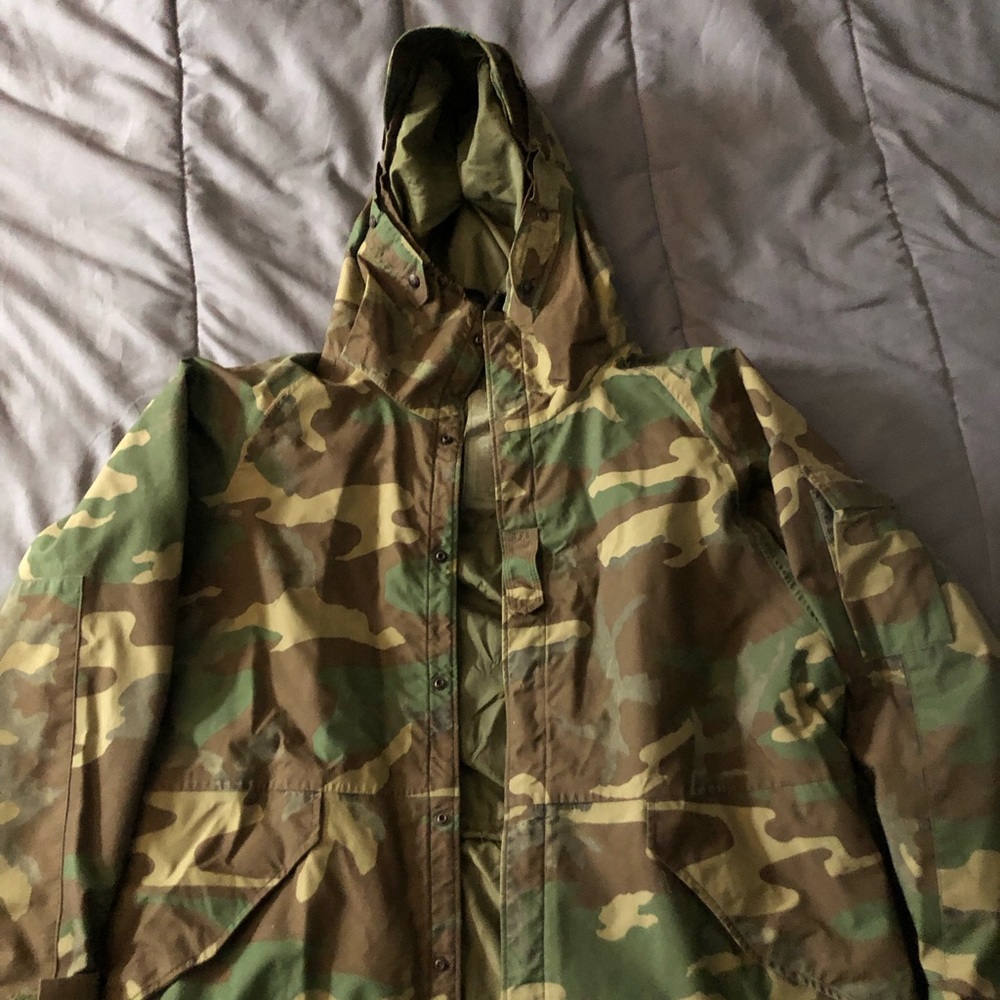 Vintage Army Surplus Camo Jacket size XL
